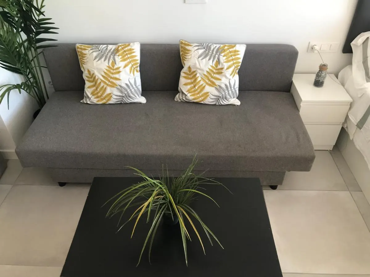 Apartamento En Playa La Carihuela Torremolinos Cascada Summer Apartment