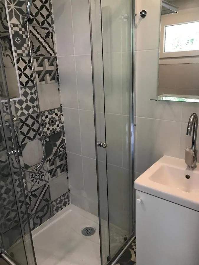 Apartamento En Playa La Carihuela Torremolinos Cascada Summer Apartment