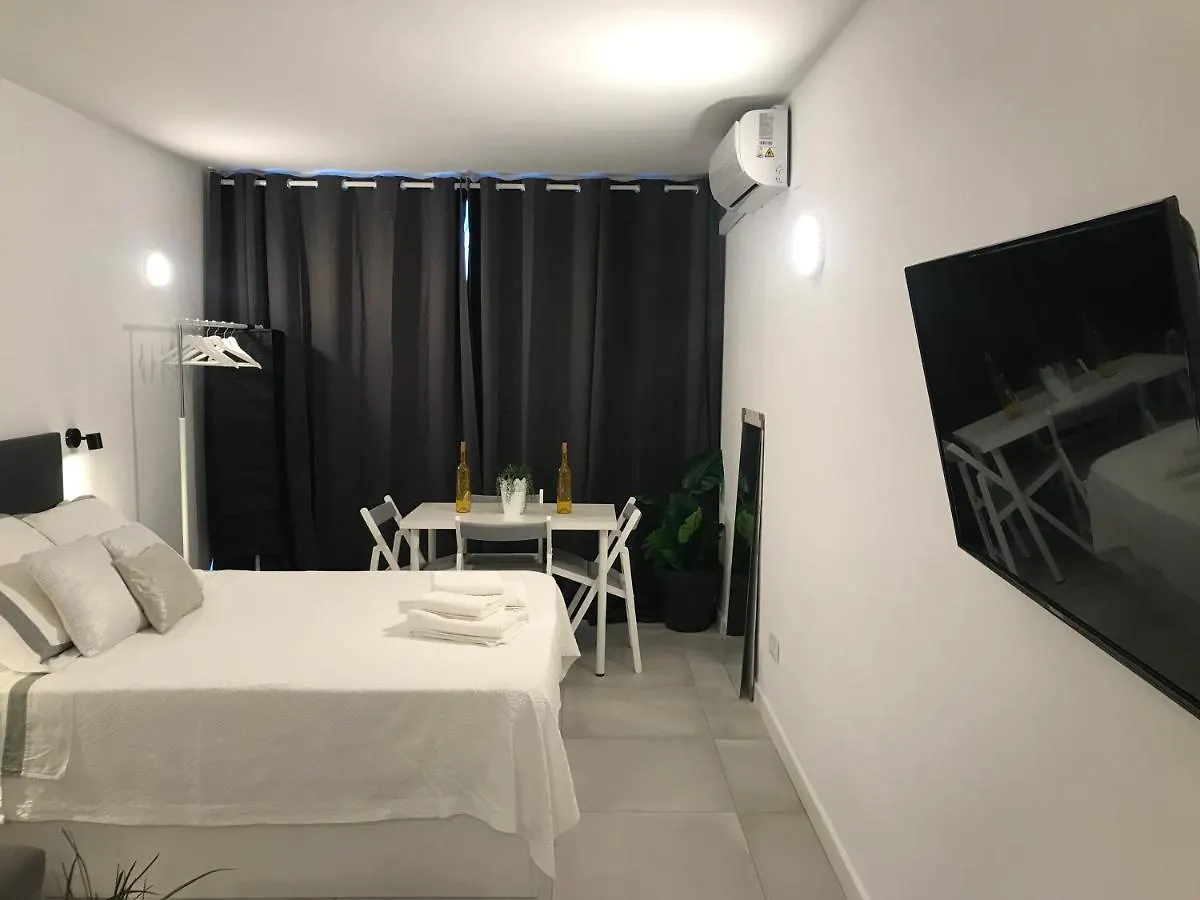 Apartamento En Playa La Carihuela Torremolinos Cascada Summer Apartment 0*,